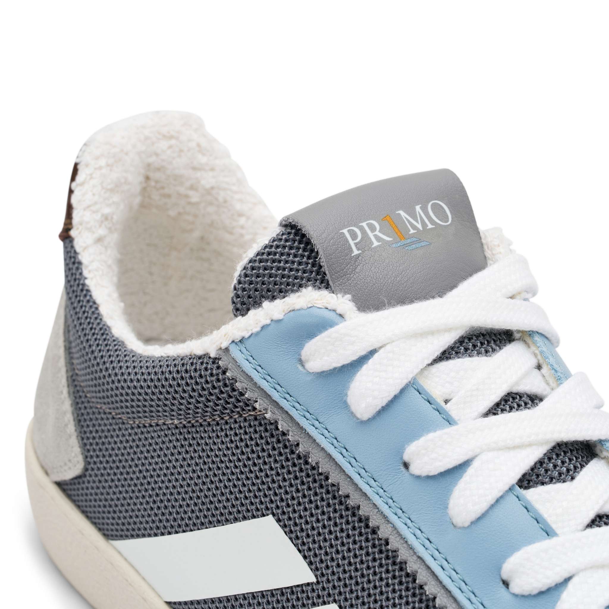 Ground™ Sneakers Gray
